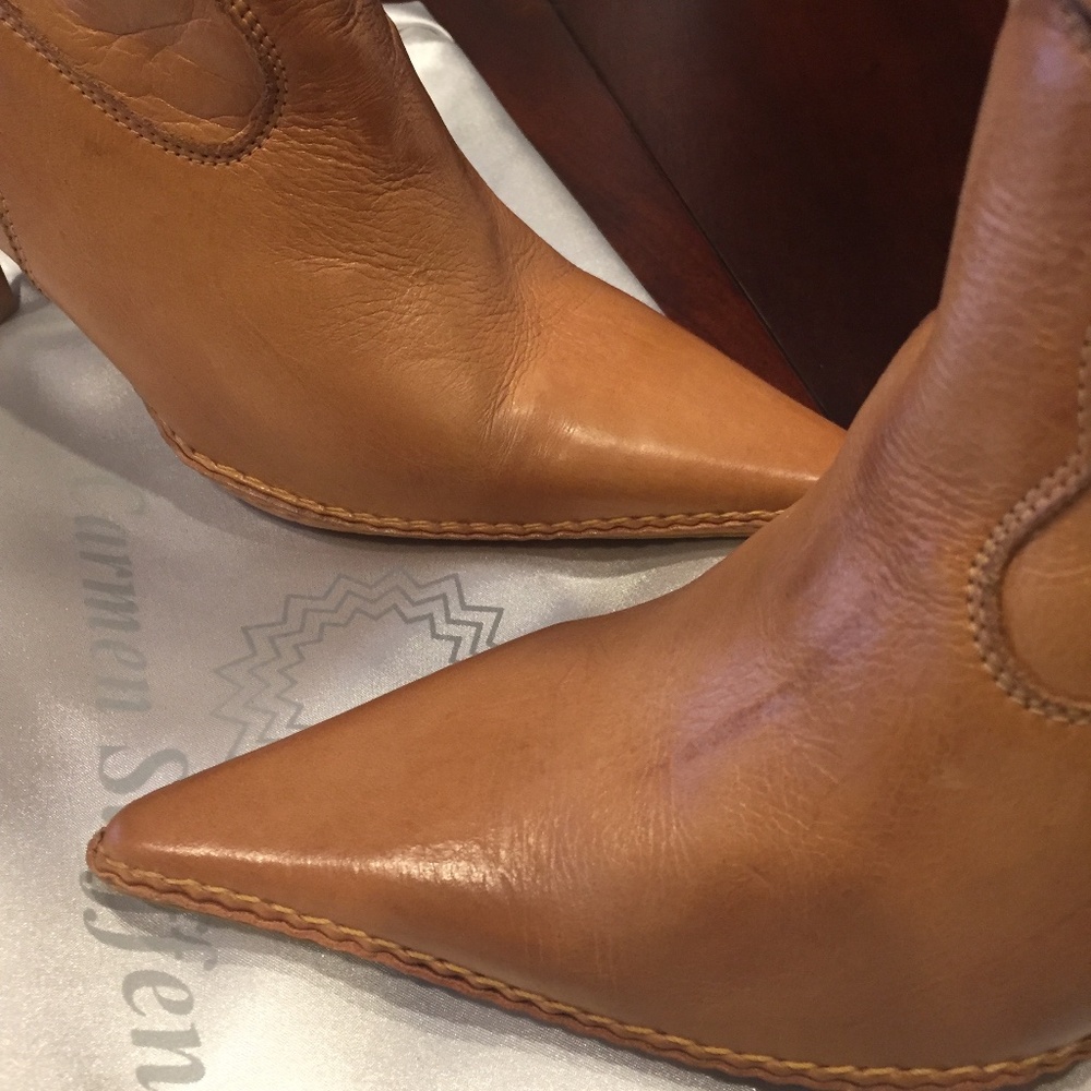Beautiful leather boots from Argentina, NEW